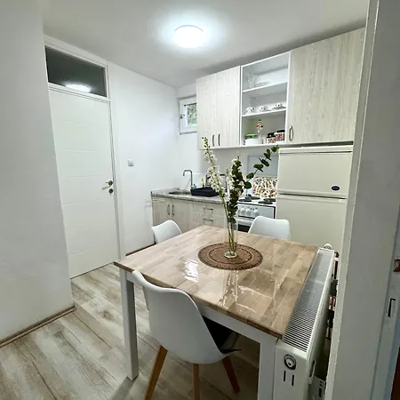 Apartment Fazinasa Tuzla