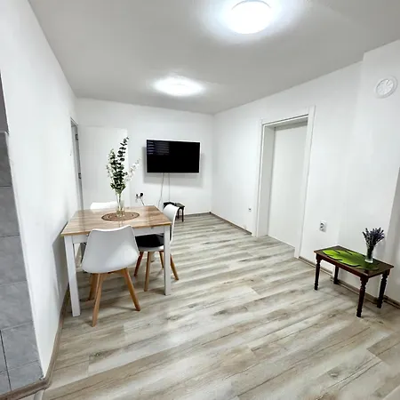 Fazinasa Apartment *